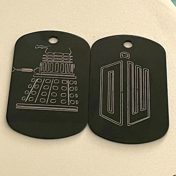 Dr Who black/silver dog tag set Dalek and DW tardis symbol. Unisex jewelry. - Picture 1 of 1